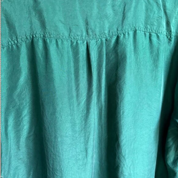 Vintage Impact 100% Silk Short Sleeve Button-Down Shirt - Picture 3 of 4